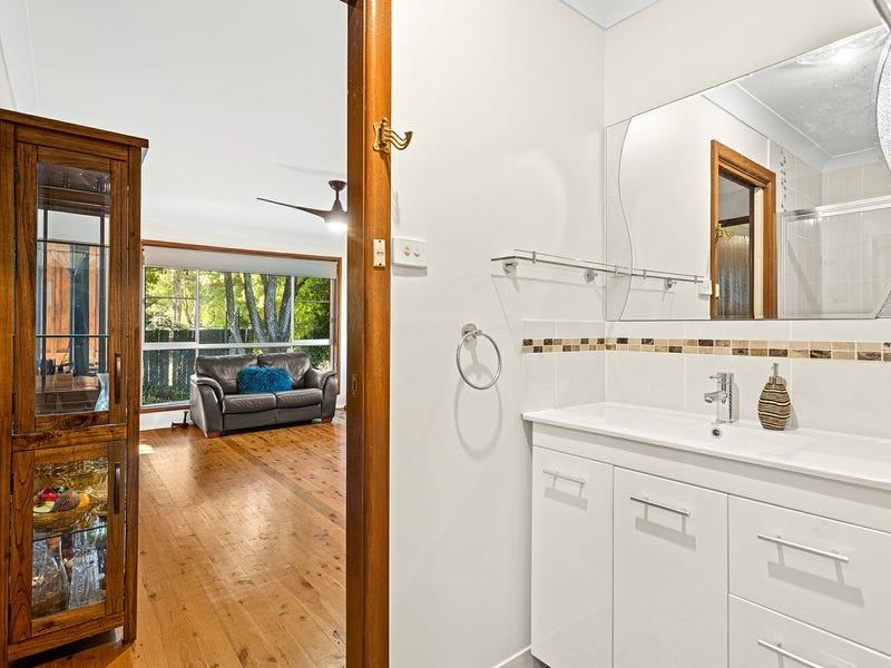 2/42 Loftus Drive - photo 5