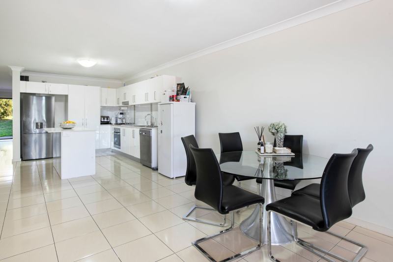 2/164 Shearwater Drive - photo 4