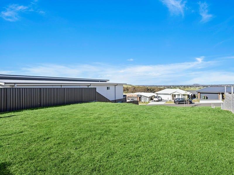 11 Sylvia Drive - photo 3